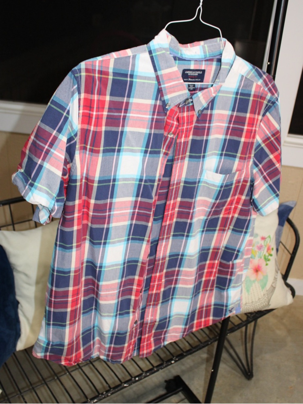 American Eagle Outfitters Plaid Button-Up Shirt – Men’s XXL